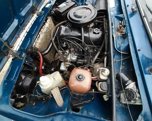 Синий ВАЗ 2107, объемом двигателя 1.45 л и пробегом 150 тыс. км за 950 $, фото 4 на Automoto.ua