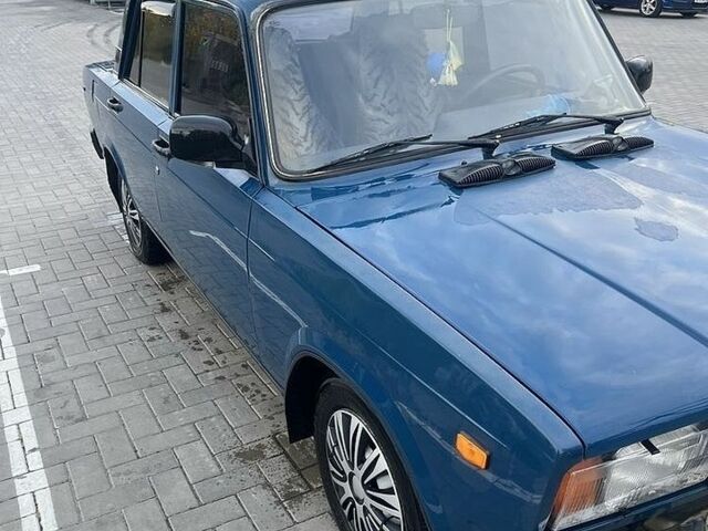 Синій ВАЗ 2107, об'ємом двигуна 1.3 л та пробігом 52 тис. км за 1050 $, фото 1 на Automoto.ua