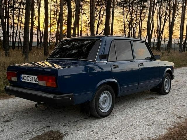 Синій ВАЗ 2107, об'ємом двигуна 1.45 л та пробігом 115 тис. км за 2350 $, фото 2 на Automoto.ua