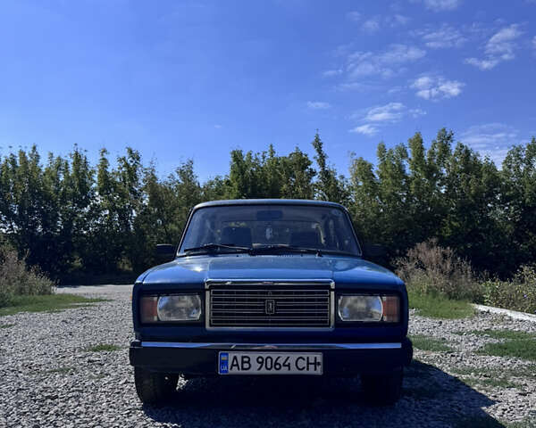 Синий ВАЗ 2107, объемом двигателя 1.5 л и пробегом 200 тыс. км за 800 $, фото 2 на Automoto.ua