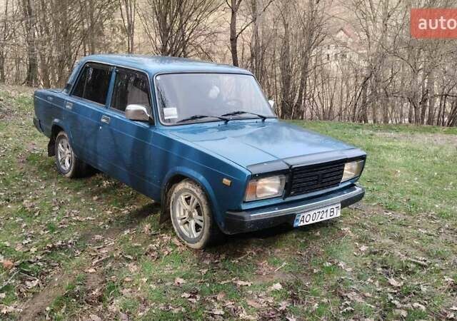 Синий ВАЗ 2107, объемом двигателя 1.45 л и пробегом 85 тыс. км за 1050 $, фото 1 на Automoto.ua