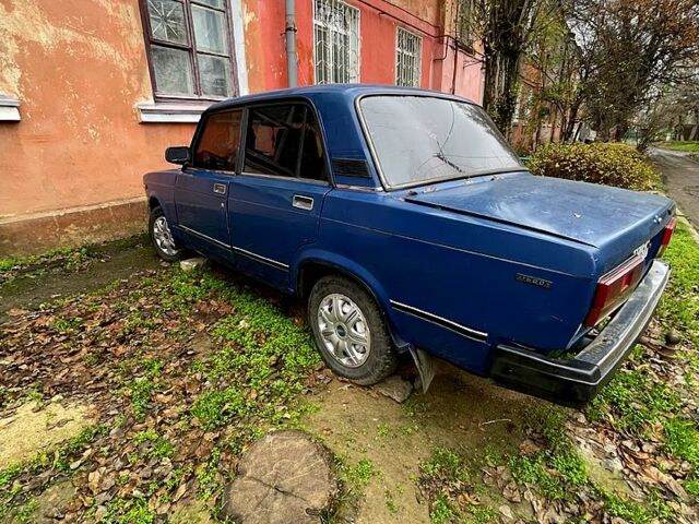 Синий ВАЗ 2107, объемом двигателя 1.5 л и пробегом 100 тыс. км за 650 $, фото 2 на Automoto.ua