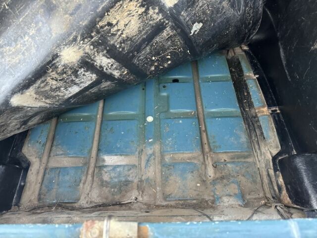 ВАЗ 2107 2005 у Калуше на Automoto.ua Синій ВАЗ 2107, об'ємом двигуна 1.5 л та пробігом 114 тис. км за 1100 $, фото 16 на Automoto.ua