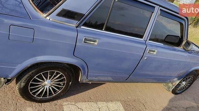 Синій ВАЗ 2107, об'ємом двигуна 1.5 л та пробігом 126 тис. км за 1800 $, фото 1 на Automoto.ua