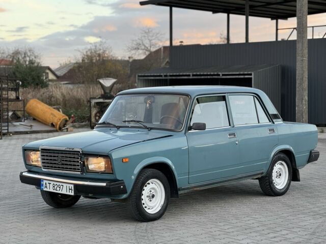 ВАЗ 2107 2005 у Калуше на Automoto.ua Синій ВАЗ 2107, об'ємом двигуна 1.5 л та пробігом 114 тис. км за 1100 $, фото 7 на Automoto.ua