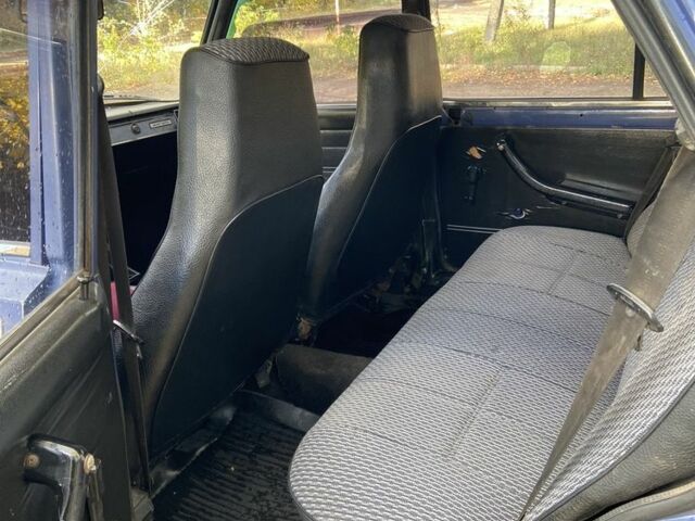 ВАЗ 2107 2005 у Славянске на Automoto.ua Синій ВАЗ 2107, об'ємом двигуна 1.5 л та пробігом 76 тис. км за 723 $, фото 8 на Automoto.ua