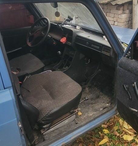 Синий ВАЗ 2107, объемом двигателя 0 л и пробегом 350 тыс. км за 700 $, фото 6 на Automoto.ua