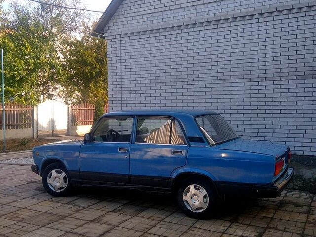 Синий ВАЗ 2107, объемом двигателя 1.5 л и пробегом 0 тыс. км за 650 $, фото 3 на Automoto.ua