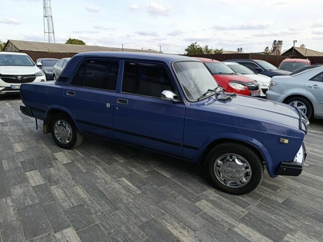 Синий ВАЗ 2107, объемом двигателя 1.5 л и пробегом 105 тыс. км за 1800 $, фото 4 на Automoto.ua