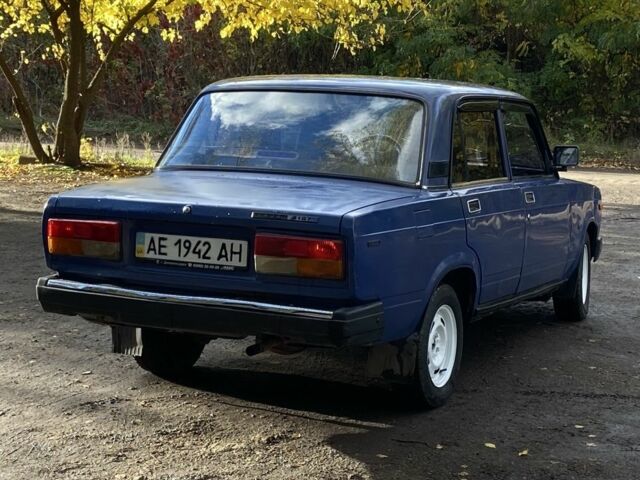 ВАЗ 2107 2005 у Славянске на Automoto.ua Синій ВАЗ 2107, об'ємом двигуна 1.5 л та пробігом 76 тис. км за 723 $, фото 5 на Automoto.ua