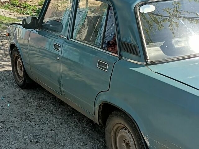 Синий ВАЗ 2107, объемом двигателя 1.5 л и пробегом 100 тыс. км за 707 $, фото 4 на Automoto.ua
