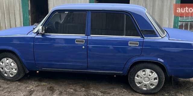 Синий ВАЗ 2107, объемом двигателя 1.5 л и пробегом 98 тыс. км за 1600 $, фото 4 на Automoto.ua