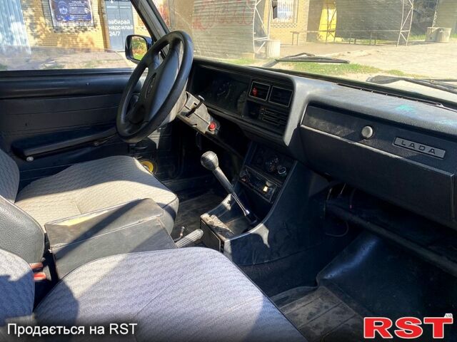 Синий ВАЗ 2107, объемом двигателя 1.5 л и пробегом 120 тыс. км за 610 $, фото 3 на Automoto.ua