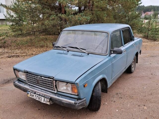 Синий ВАЗ 2107, объемом двигателя 1.5 л и пробегом 777 тыс. км за 550 $, фото 1 на Automoto.ua