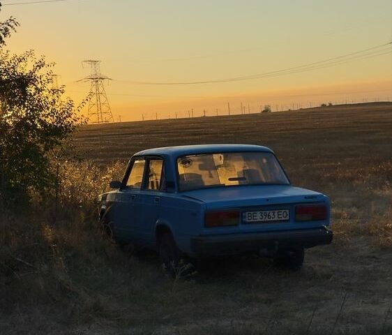 Синій ВАЗ 2107, об'ємом двигуна 1.5 л та пробігом 43 тис. км за 784 $, фото 6 на Automoto.ua