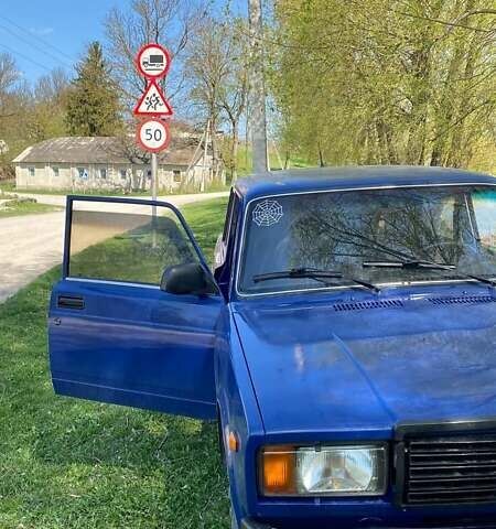 Синий ВАЗ 2107, объемом двигателя 1.45 л и пробегом 244 тыс. км за 1450 $, фото 6 на Automoto.ua