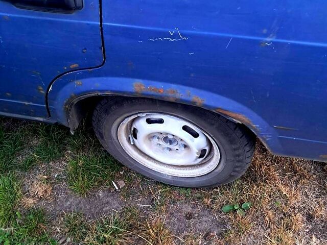 ВАЗ 2107 2005 в Кропивницком (Кировограде) на Automoto.ua Синий ВАЗ 2107, объемом двигателя 1.5 л и пробегом 0 тыс. км за 450 $, фото 1 на Automoto.ua