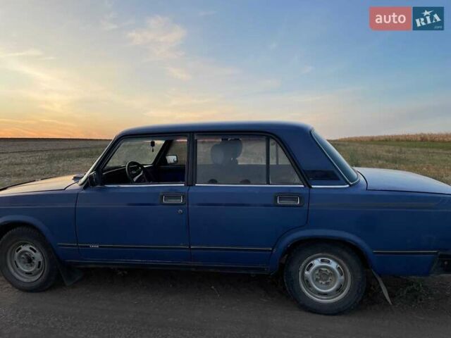 Синій ВАЗ 2107, об'ємом двигуна 1.5 л та пробігом 98 тис. км за 1400 $, фото 2 на Automoto.ua