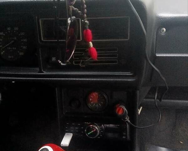 Синий ВАЗ 2107, объемом двигателя 1.5 л и пробегом 59 тыс. км за 2300 $, фото 12 на Automoto.ua