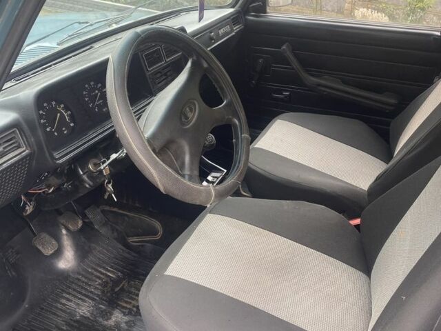 Синий ВАЗ 2107, объемом двигателя 1.5 л и пробегом 140 тыс. км за 1250 $, фото 6 на Automoto.ua