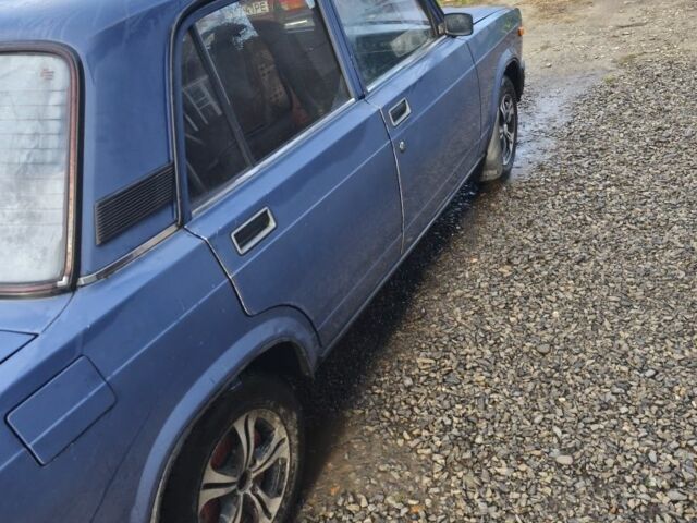 Синий ВАЗ 2107, объемом двигателя 0 л и пробегом 37 тыс. км за 900 $, фото 4 на Automoto.ua