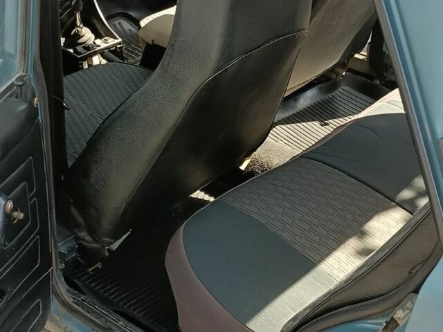 Синий ВАЗ 2107, объемом двигателя 1.5 л и пробегом 100 тыс. км за 707 $, фото 5 на Automoto.ua