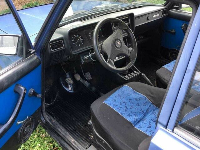 Синій ВАЗ 2107, об'ємом двигуна 1.5 л та пробігом 50 тис. км за 1000 $, фото 5 на Automoto.ua
