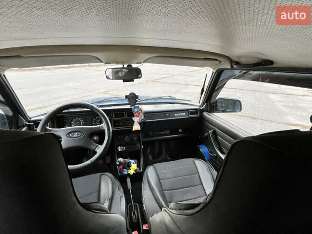 ВАЗ 2107 2005 у Кременчуге на Automoto.ua Синій ВАЗ 2107, об'ємом двигуна 1.45 л та пробігом 53 тис. км за 2000 $, фото 35 на Automoto.ua