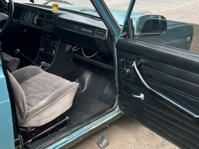 Синий ВАЗ 2107, объемом двигателя 1.5 л и пробегом 63 тыс. км за 1000 $, фото 4 на Automoto.ua