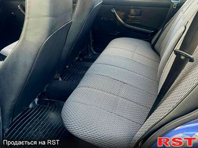 Синий ВАЗ 2107, объемом двигателя 1.5 л и пробегом 0 тыс. км за 2750 $, фото 8 на Automoto.ua