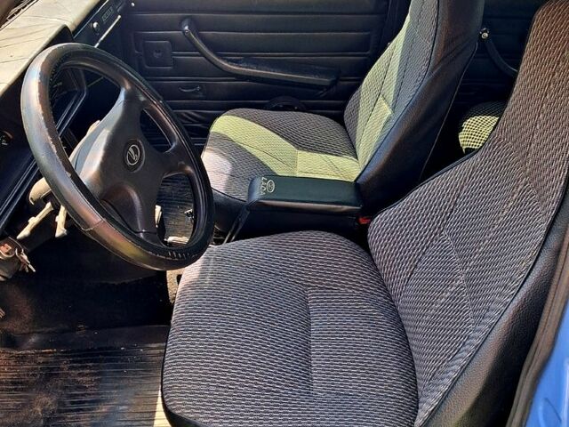 Синій ВАЗ 2107, об'ємом двигуна 1.5 л та пробігом 62 тис. км за 1400 $, фото 4 на Automoto.ua