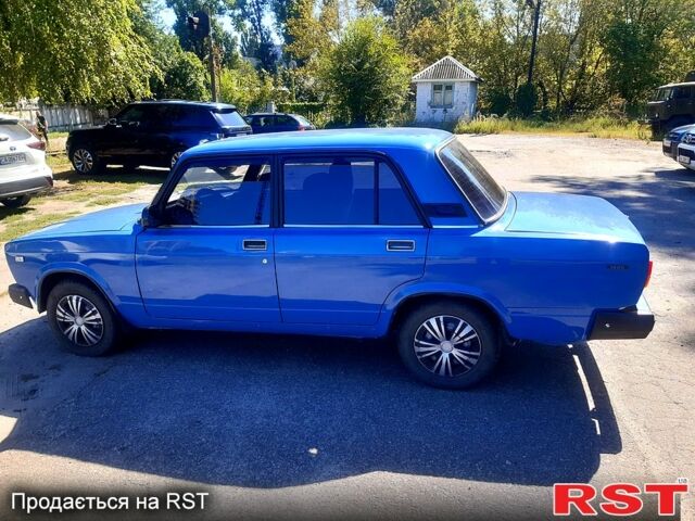 Синій ВАЗ 2107, об'ємом двигуна 1.5 л та пробігом 93 тис. км за 2000 $, фото 1 на Automoto.ua