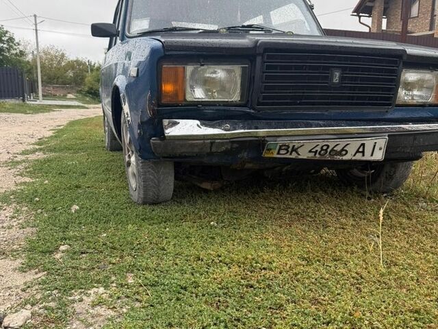 Синий ВАЗ 2107, объемом двигателя 1.5 л и пробегом 100 тыс. км за 300 $, фото 1 на Automoto.ua
