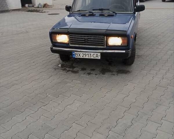 Синий ВАЗ 2107, объемом двигателя 1.45 л и пробегом 120 тыс. км за 1100 $, фото 1 на Automoto.ua