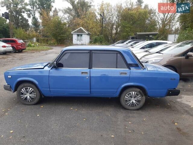 Синий ВАЗ 2107, объемом двигателя 1.45 л и пробегом 93 тыс. км за 1800 $, фото 3 на Automoto.ua
