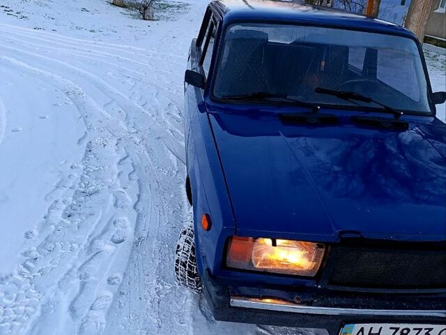 Синий ВАЗ 2107, объемом двигателя 1.5 л и пробегом 89 тыс. км за 1050 $, фото 1 на Automoto.ua