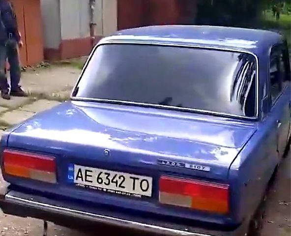 Синий ВАЗ 2107, объемом двигателя 1.5 л и пробегом 40 тыс. км за 1300 $, фото 1 на Automoto.ua