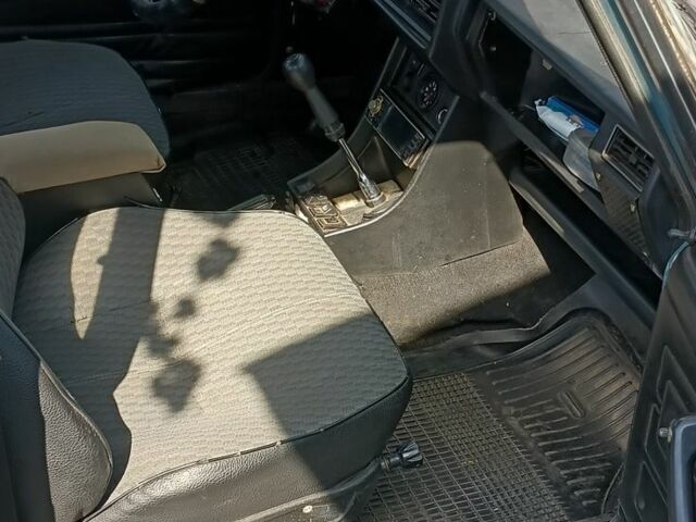 Синий ВАЗ 2107, объемом двигателя 1.5 л и пробегом 100 тыс. км за 707 $, фото 7 на Automoto.ua