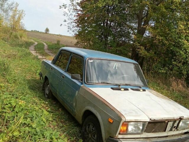 Синий ВАЗ 2107, объемом двигателя 1.5 л и пробегом 700 тыс. км за 364 $, фото 2 на Automoto.ua