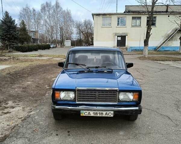 Синий ВАЗ 2107, объемом двигателя 0 л и пробегом 200 тыс. км за 834 $, фото 3 на Automoto.ua