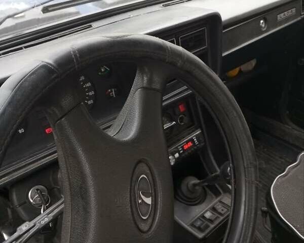 Синий ВАЗ 2107, объемом двигателя 1.45 л и пробегом 120 тыс. км за 1100 $, фото 6 на Automoto.ua