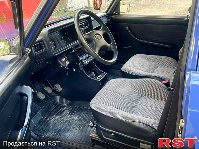 Синий ВАЗ 2107, объемом двигателя 1.5 л и пробегом 60 тыс. км за 2650 $, фото 5 на Automoto.ua