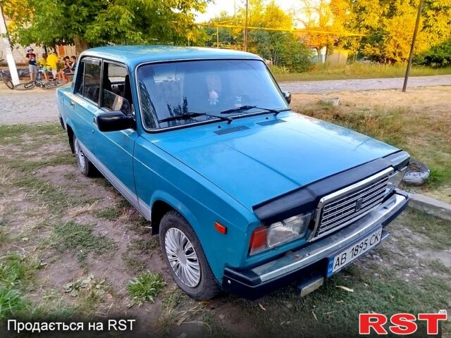 Синий ВАЗ 2107, объемом двигателя 1.5 л и пробегом 98 тыс. км за 1350 $, фото 1 на Automoto.ua