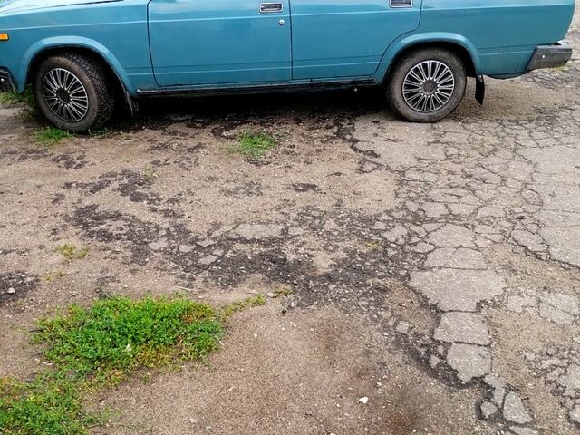 Синий ВАЗ 2107, объемом двигателя 1.5 л и пробегом 22 тыс. км за 1300 $, фото 2 на Automoto.ua