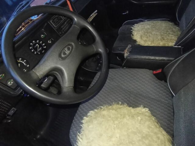 Синий ВАЗ 2107, объемом двигателя 1.5 л и пробегом 2 тыс. км за 1300 $, фото 6 на Automoto.ua