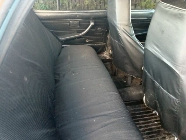 ВАЗ 2107 2005 в Коростене на Automoto.ua Синий ВАЗ 2107, объемом двигателя 0 л и пробегом 612 тыс. км за 800 $, фото 6 на Automoto.ua