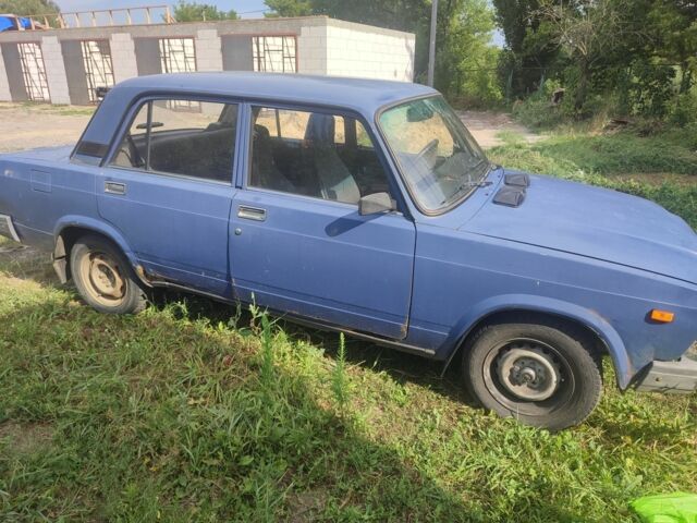 Синий ВАЗ 2107, объемом двигателя 0 л и пробегом 73 тыс. км за 650 $, фото 5 на Automoto.ua