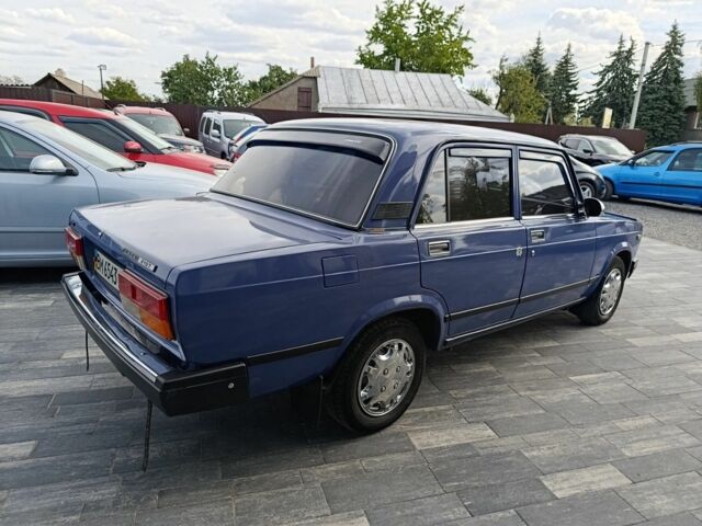 Синий ВАЗ 2107, объемом двигателя 1.5 л и пробегом 105 тыс. км за 1800 $, фото 1 на Automoto.ua