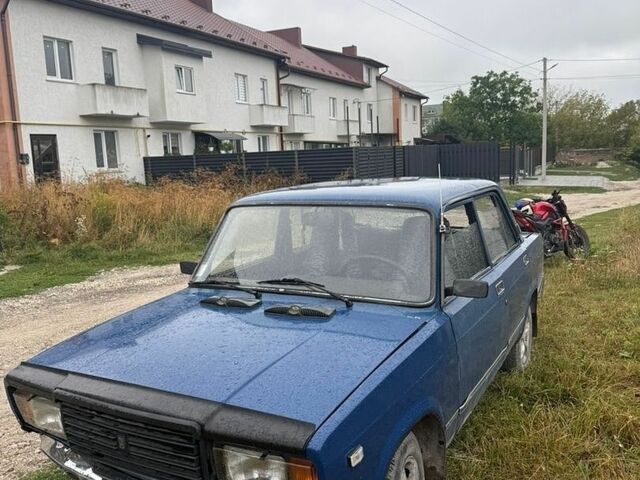 Синий ВАЗ 2107, объемом двигателя 1.5 л и пробегом 100 тыс. км за 300 $, фото 3 на Automoto.ua