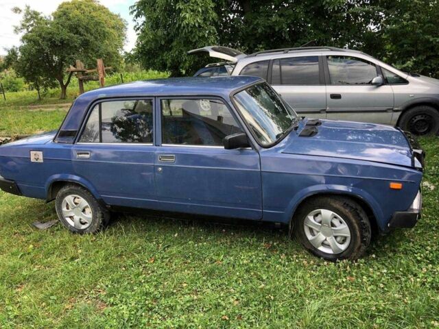 Синій ВАЗ 2107, об'ємом двигуна 1.5 л та пробігом 50 тис. км за 1000 $, фото 3 на Automoto.ua